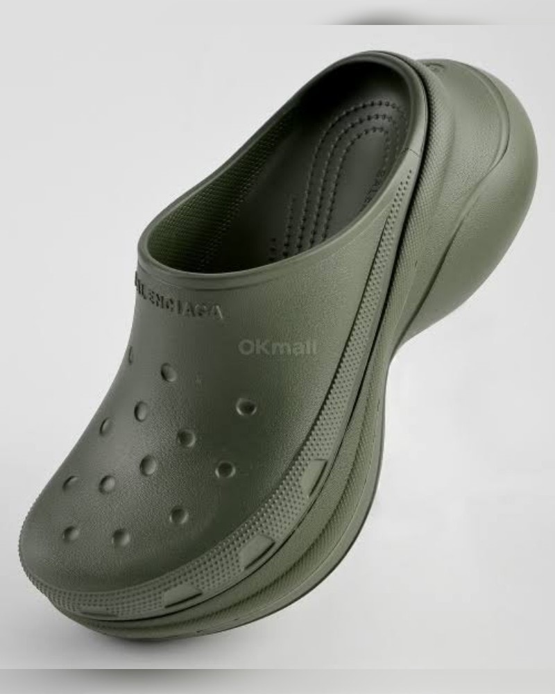 images-2025-12-30T181703.556_copy_800x1000